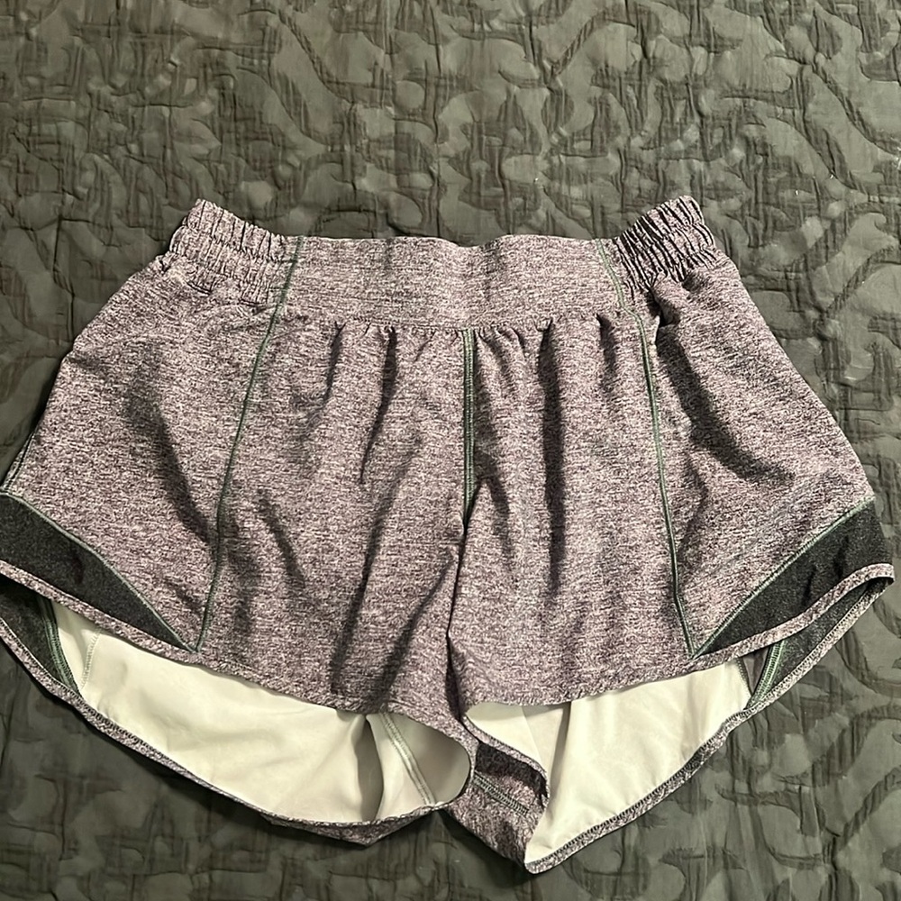Lululemon Hottie Hot Shorts 4in